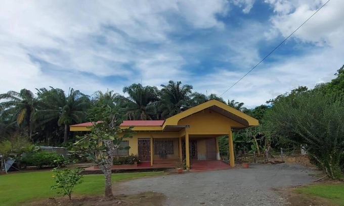 Canton Corredores House | Casa a sólo 3 minutos de Paso Canoas