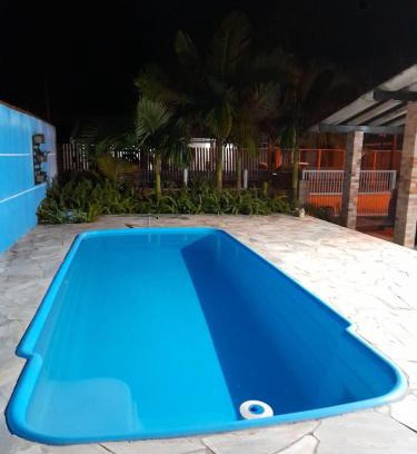 Pontal do Parana House | casa aconchegante com piscina e jardim