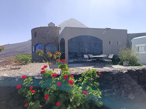 Sao Filipe Bed & Breakfast | casa alcindo