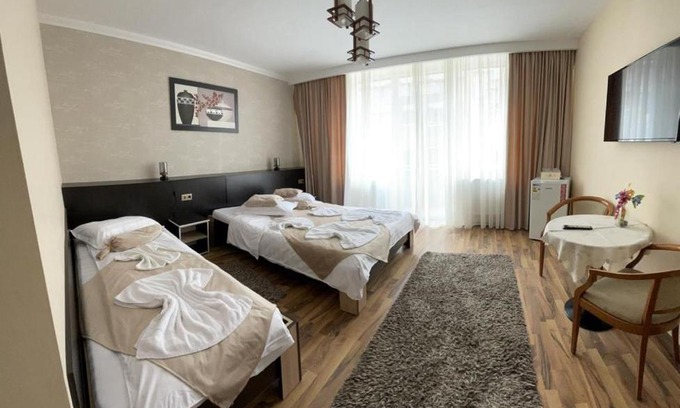Tirgu Jiu House | Casa Alex