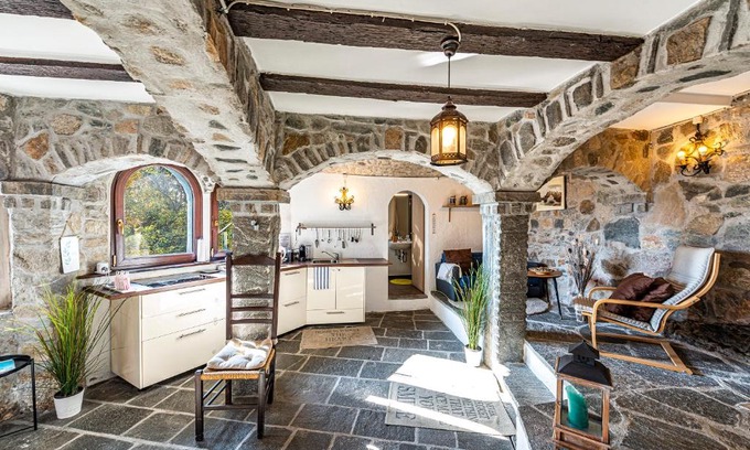 Brione sopra Minusio Apartment | Casa Alma Grotto
