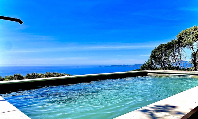 Coti-Chiavari House | CASA ALTURA + POOL in Nature + Sea View 4 kilometers from the best beach’s