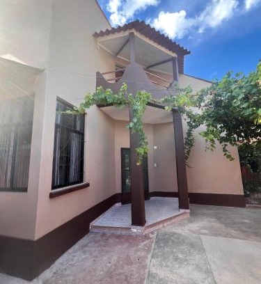 Yacuiba House | Casa Amigable y Confortable