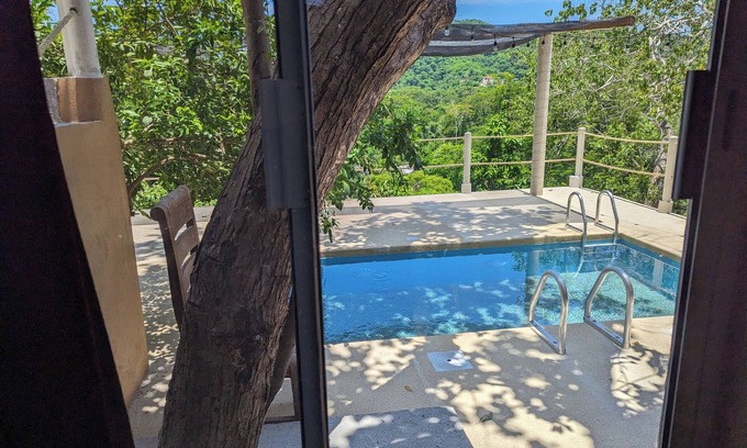 Ixtapa - Zihuatanejo Bed & Breakfast | Casa Arcoiris Zihuatanejo