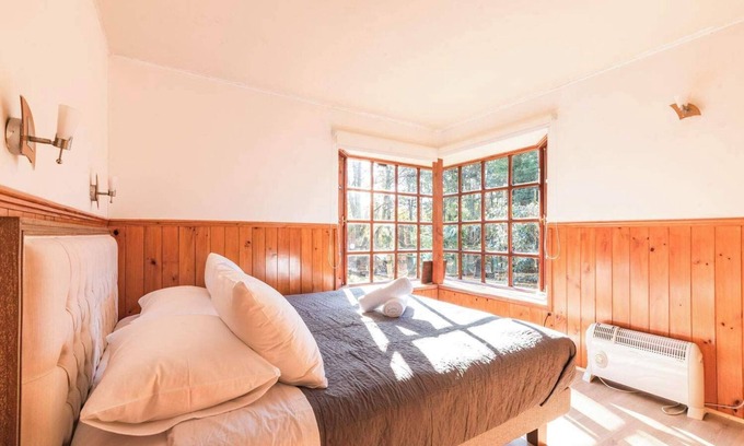 Pucon House | Casa Arrayan Summary: