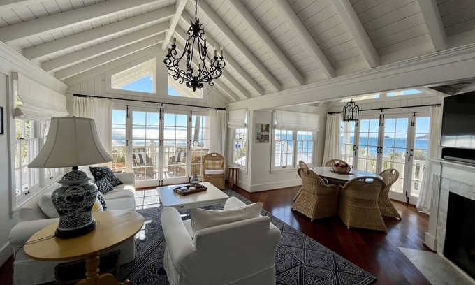Avila Beach House | Casa Azul - Stunning Beach Front House in Avila Beach