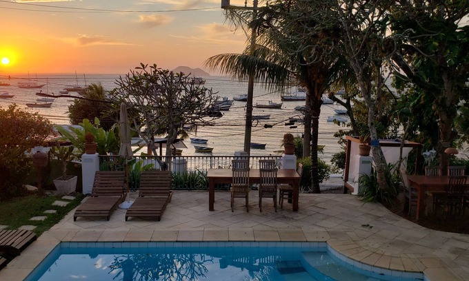 Humaita House | Casa Búzios seafront 5min walk from Rua das Pedras - 6 Suites