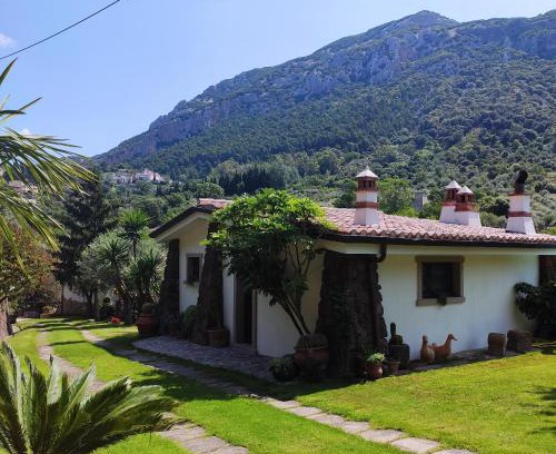 Dorgali House | Casa Bados