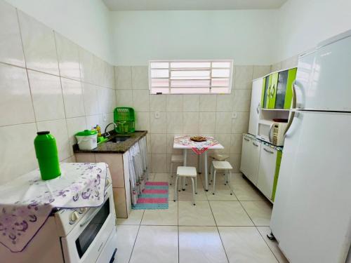 Pereque-Acu House | Casa Bauri Espaçosa com Churrasqueira e só 600m da praia Perequê Açú