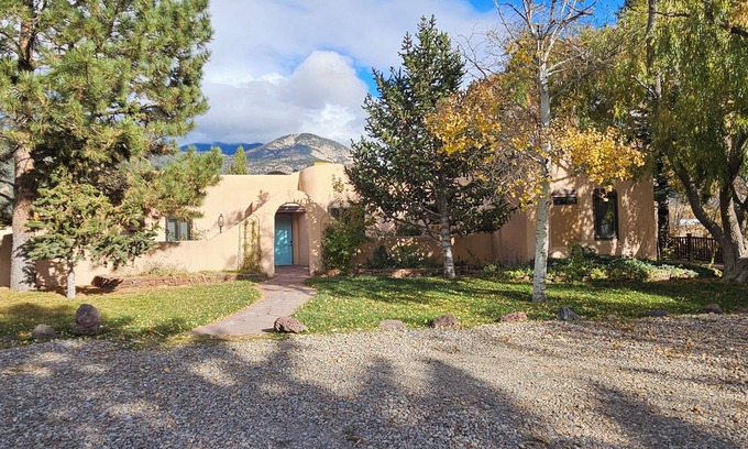 Arroyo Seco House | Casa Bella Compound- private yard- stream gourmet kitchen high speed internet