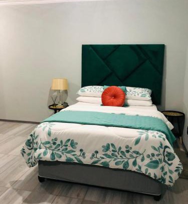 Kimberley House | Casa Bella Home