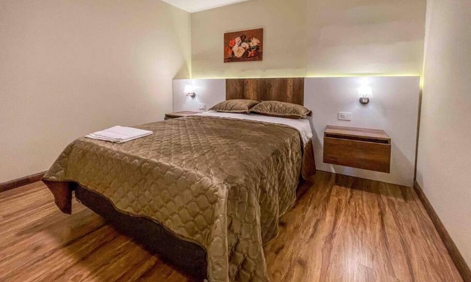 Monay Apartment | Casa Blanca Host