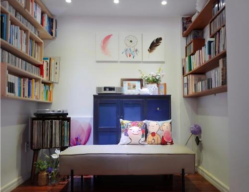 Gyeongju Apartment | Casa Blue"머무는 여행자를 위한 밤의 감성 공간 in 경주" 황리단길5분,도보여행,독채,호스트 정보 확인 필수