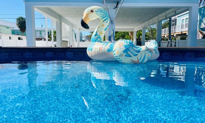 Marathon House | Casa Blue Flamingo - In the Florida Keys - minutes from the beach