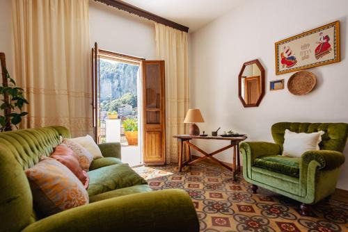 Ulassai Apartment | Casa Boi tra montagna e mare