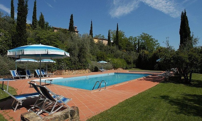 Montaione Villa | Casa Bonaventura E: A welcoming two-story villa in the characteristic style of the Tuscan countryside, with Free WI-FI.