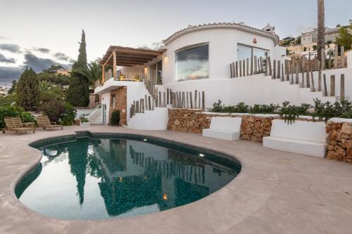 Benimeit House | Casa Bonita Ibizan style villa