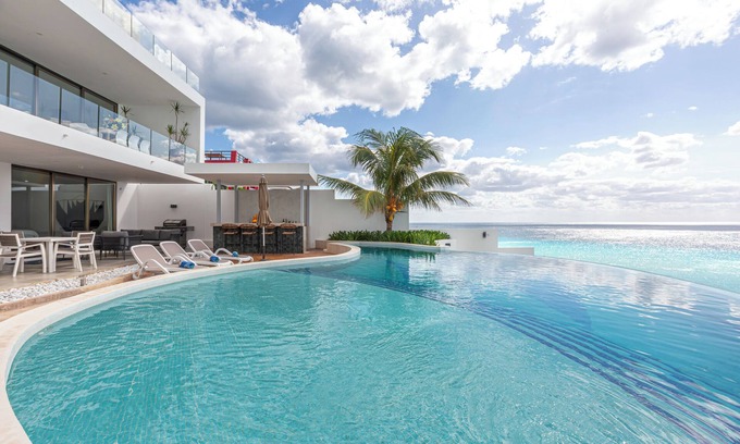 Isla Mujeres House | Casa Buena Vista, Luxury Ocean Front Home