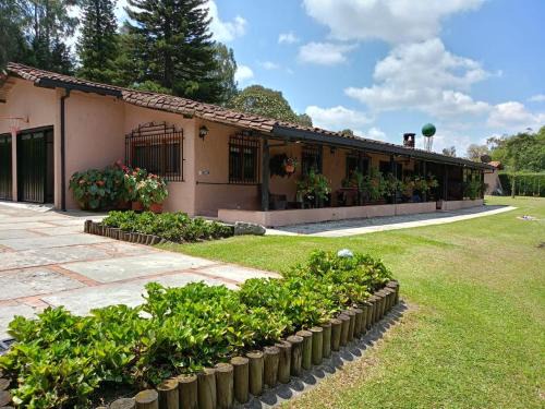 Llanogrande House | CASA CAMPESTRE EN LLANOGRANDE
