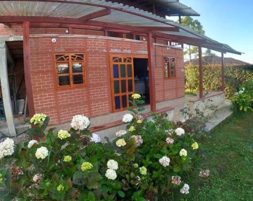 Medellin House | Casa Campestre Santa Elena
