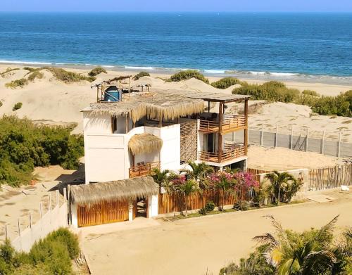 Los Organos House | Casa Camu - Vichayito - Casa de playa frente al mar