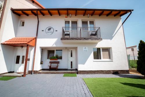 Tasnad House | Casa Carol