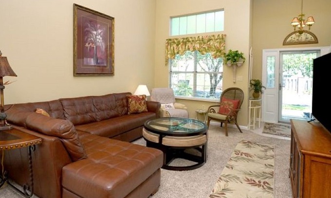 Crescent Beach House | Casa Cavalier - 4 BR Pet Friendly Home in Ocean Drive