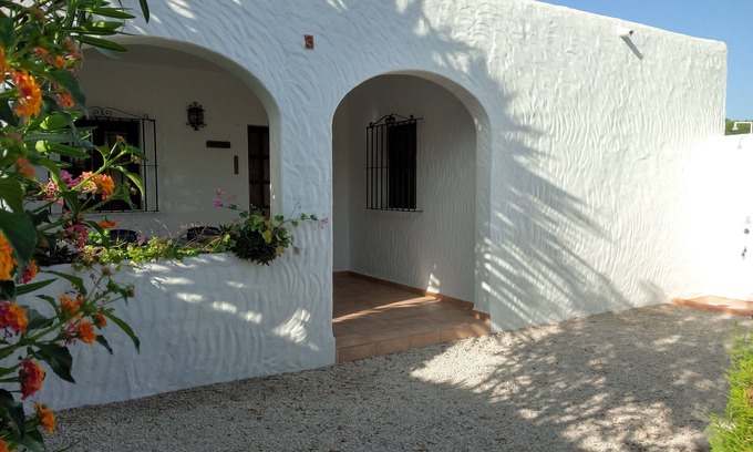 Zahora House | CASA CELESTINA 63 m² with pool, bike, kayak, safe and internet WIFI.