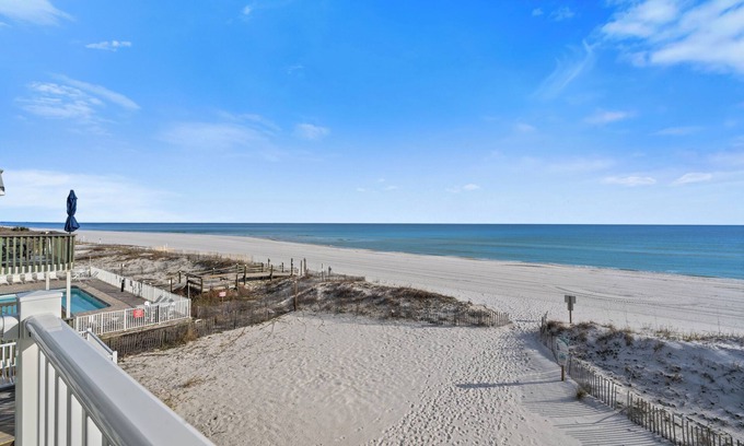 Ono Island Condo | Casa Ceylon Gulf Shores: 2-bedroom condo steps away from the beach
