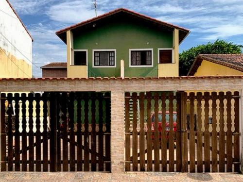 Itanhaem House | Casa cheirinho do mar