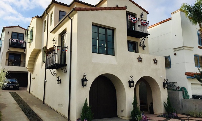 San Clemente House | Casa Clemente - Modern Spanish Beach Home in San Clemente, Near Beach & Downtown