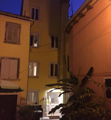 Rovinj Apartment | Casa Colloredo Free Parking