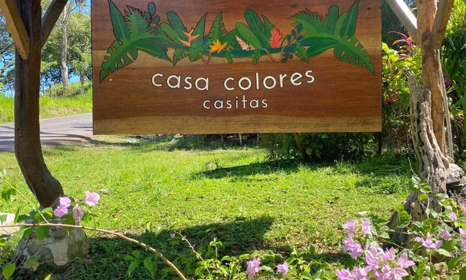 Montezuma House | Casa Colores