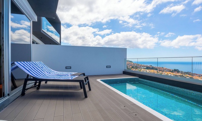 Santa Luzia House | Casa com Vista Fabulosa Sobre a Baía do Funchal, a 5mt