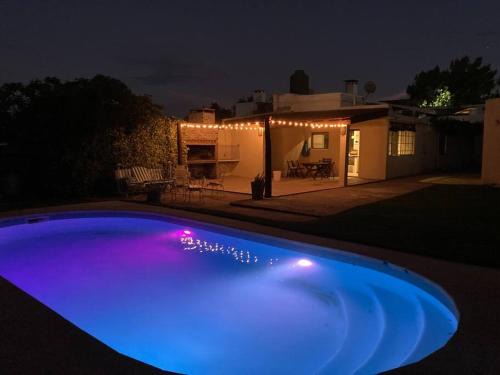 Mercedes House | Casa con piscina para 8 personas