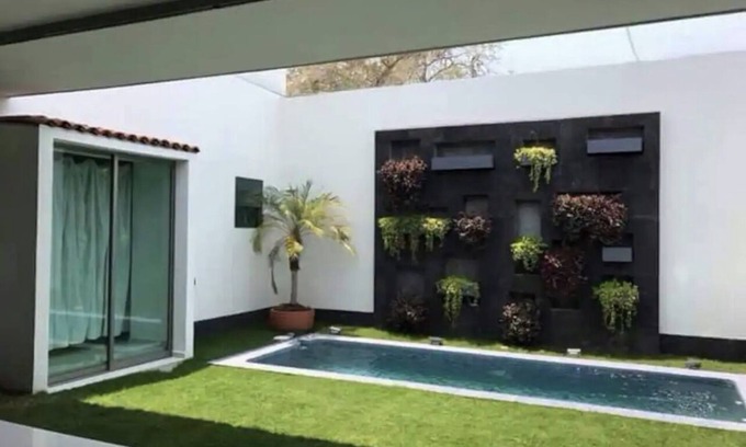 Colima House | Casa Contemporánea Nueva con Alberca y Aire Acondicionado en Colima, un Nivel