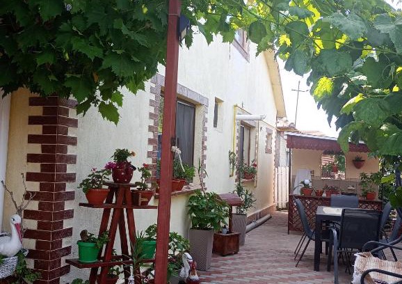 2 Mai House | Casa Cristian