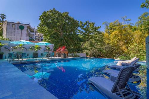 Conchas Chinas Apartment | Casa Curacao - Oceanview Condo in Conchas Chinas