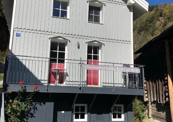 Tavanasa House | Casa Cuschina - mit Sauna in der schönen Surselva