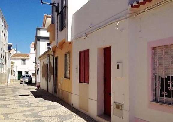 Lagos City Center House | Casa da Coroa
