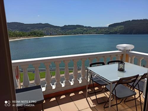 Cerdeira House | Casa da Costa - Piso con galería y terraza con vistas al mar