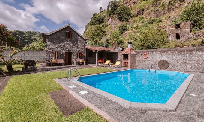 Faial House | Casa da Pedra (Faial)