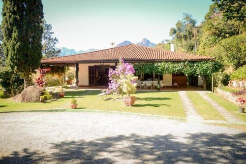 Petropolis House | Casa de Campo em Correas - Petropolis