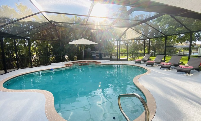 Pelican House | ☀ Casa de Emma - 3-bed gulf access vacation home ☀