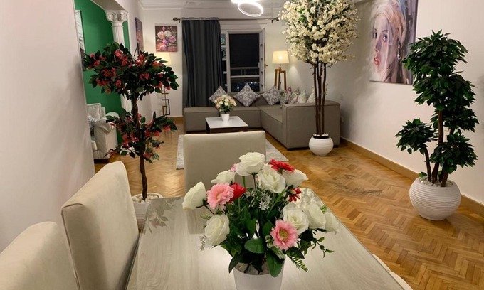 Heliopolis Apartment | Casa De Horyea 1 , الميرغني
