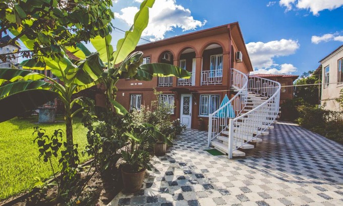 Zugdidi House | Casa de Khasia