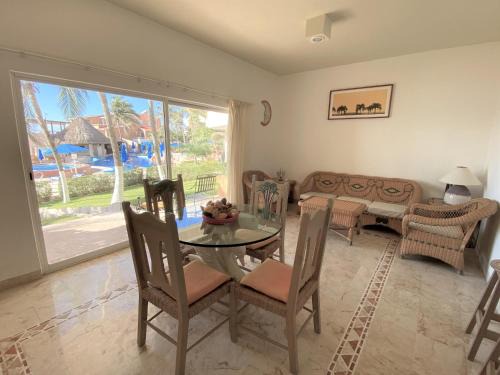Playacar Fase I Apartment | Casa de la Playa Fishermen