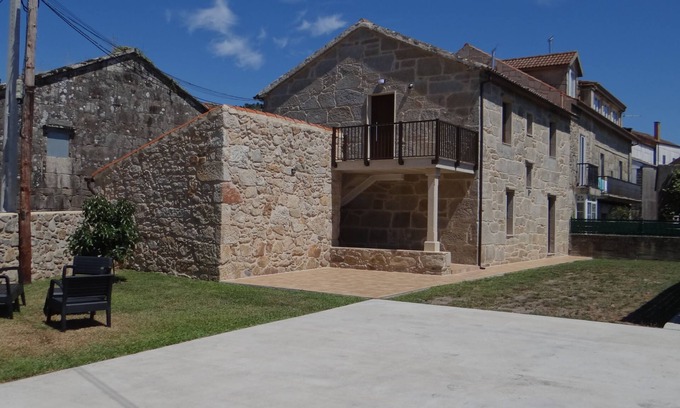 Larino House | Casa de Pepajuana Restored stone house