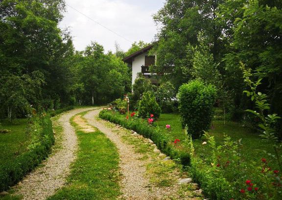 Cornu Villa | Casa de vacanta