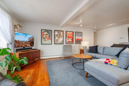Santa Fe House | Casa Del Mar- King Bed - Patio -Railyard - 3BR